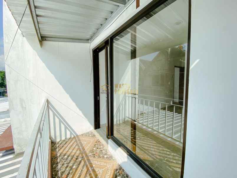 dijual rumah tlogo lot