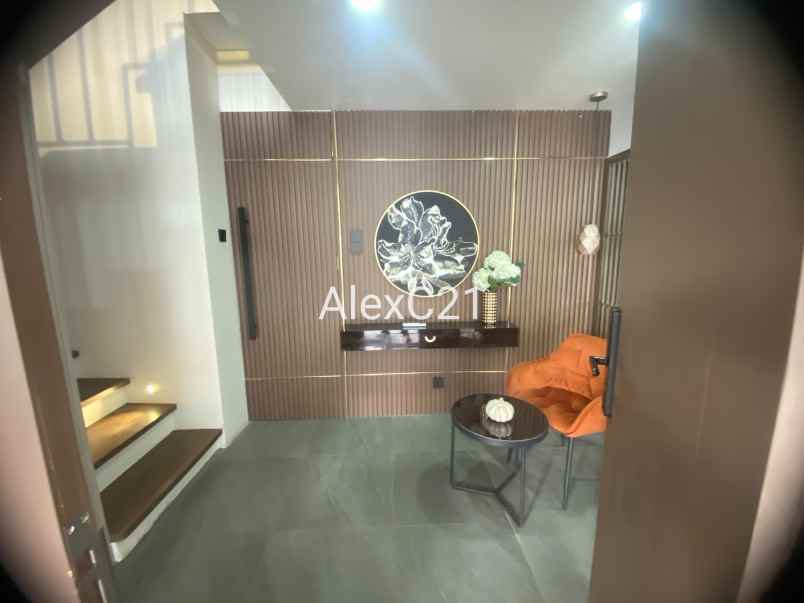 dijual rumah town house di mampang prapatan