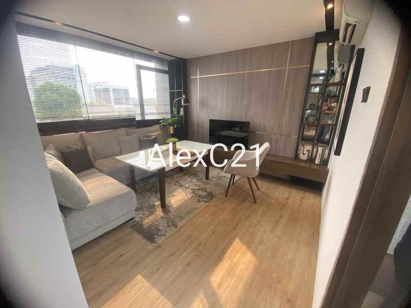 dijual rumah town house di mampang prapatan