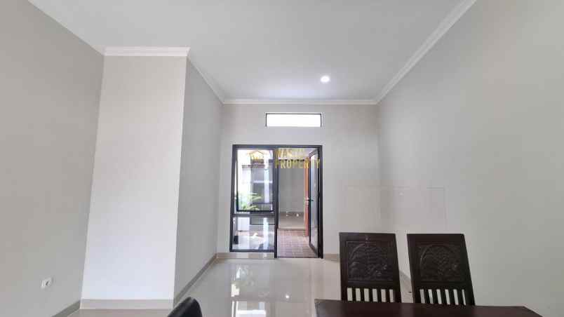 dijual rumah trihanggo gamping sleman
