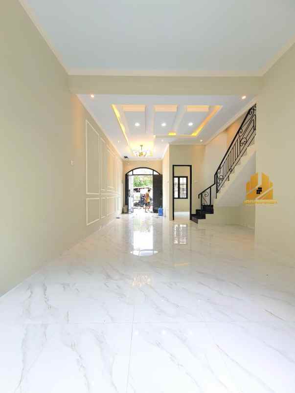 dijual rumah trjap036