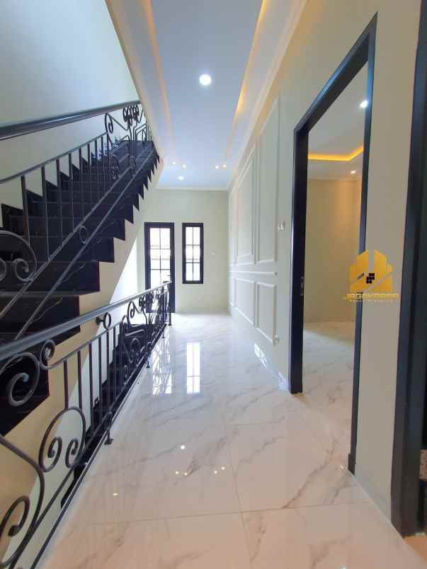 dijual rumah trjap036