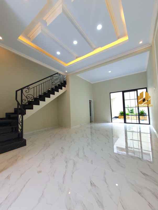 dijual rumah trjap036