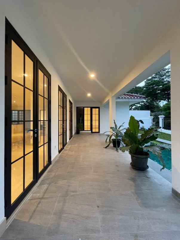 dijual rumah villa delima lebak bulus