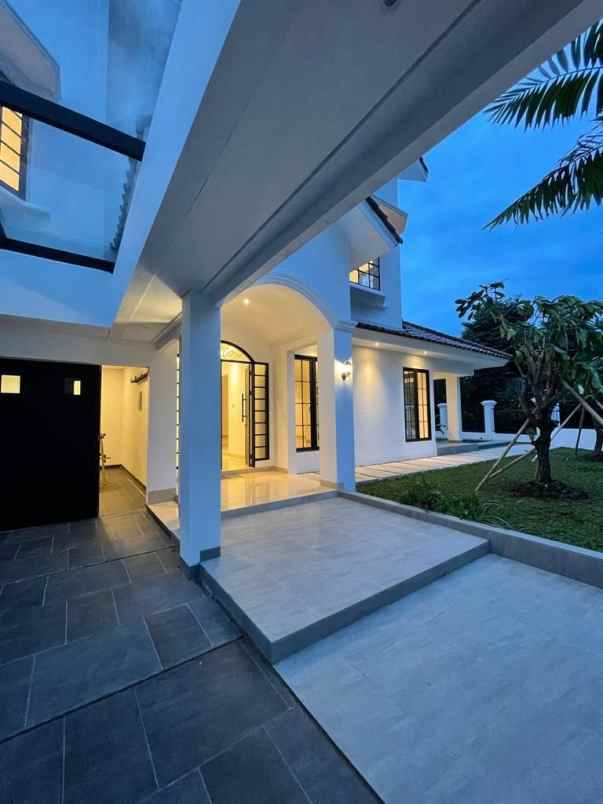 dijual rumah villa delima lebak bulus