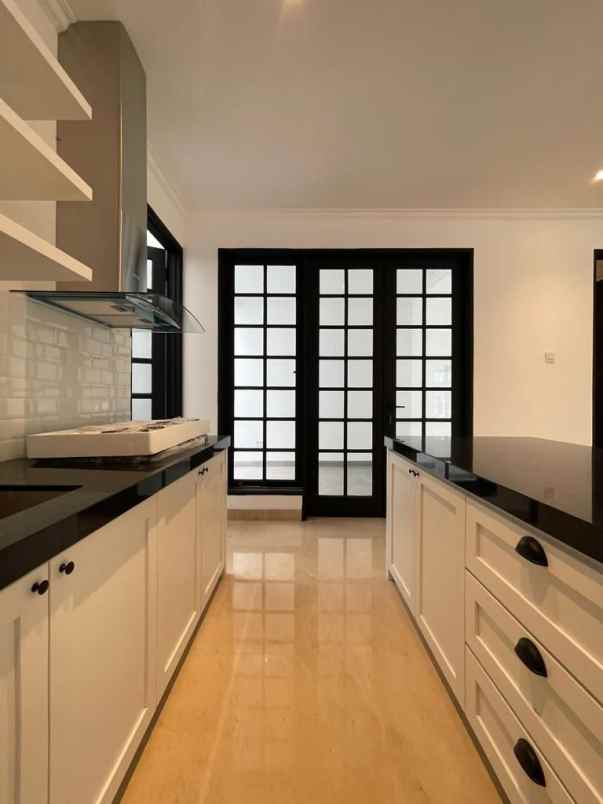 dijual rumah villa delima lebak bulus