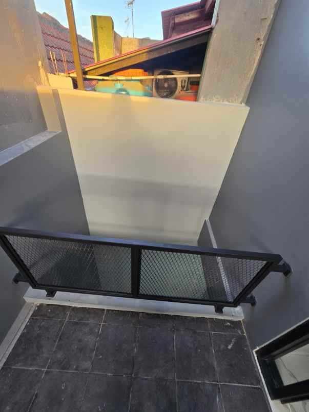 dijual rumah villa indah permai kota bekasi