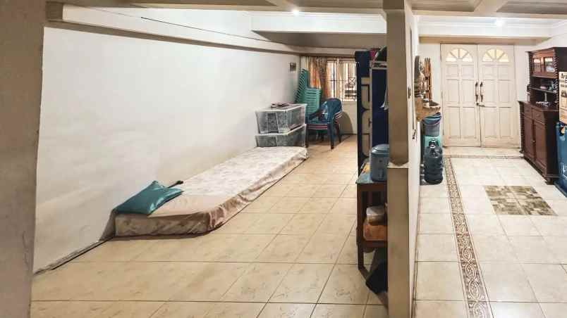 dijual rumah villa jatibening tol