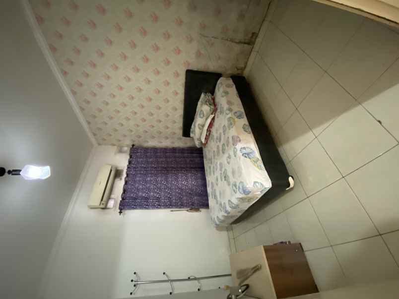 dijual rumah villa melati mas