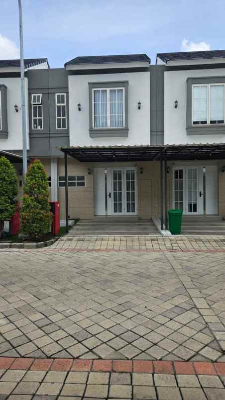 dijual rumah wisata bukit mas