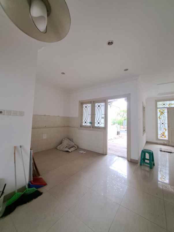 dijual rumah wisata bukit mas