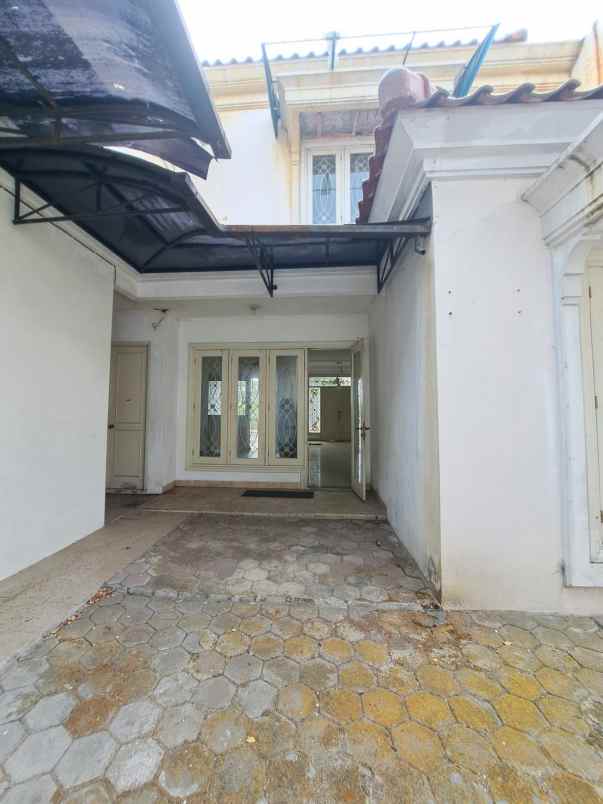 dijual rumah wisata bukit mas