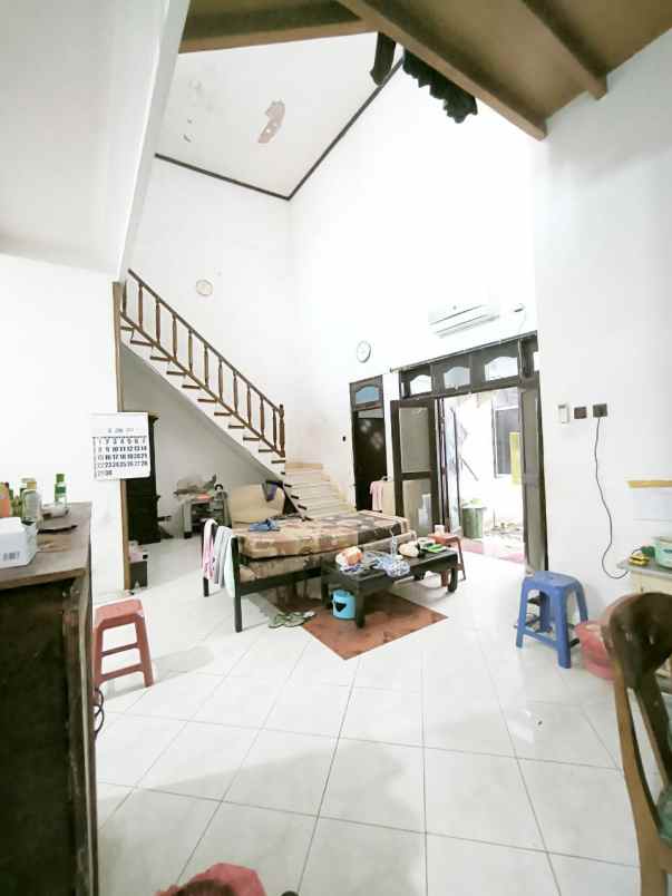 dijual rumah wisma permai