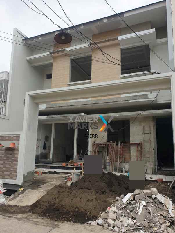 dijual rumah wisma permai tengah