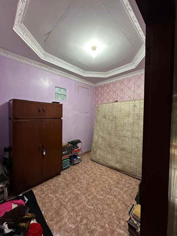 dijual tanah jalan merin meruya selatan