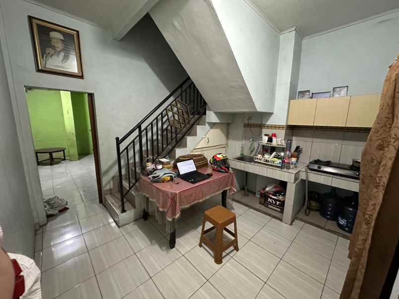 dijual tanah jalan merin meruya selatan