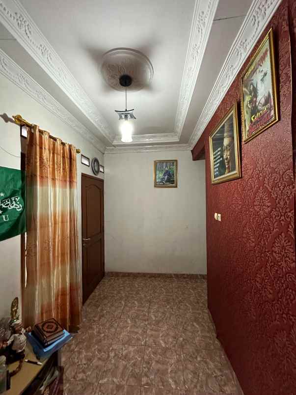 dijual tanah jalan merin meruya selatan