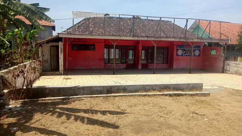 dijual tanah jalan raya tambakrejo