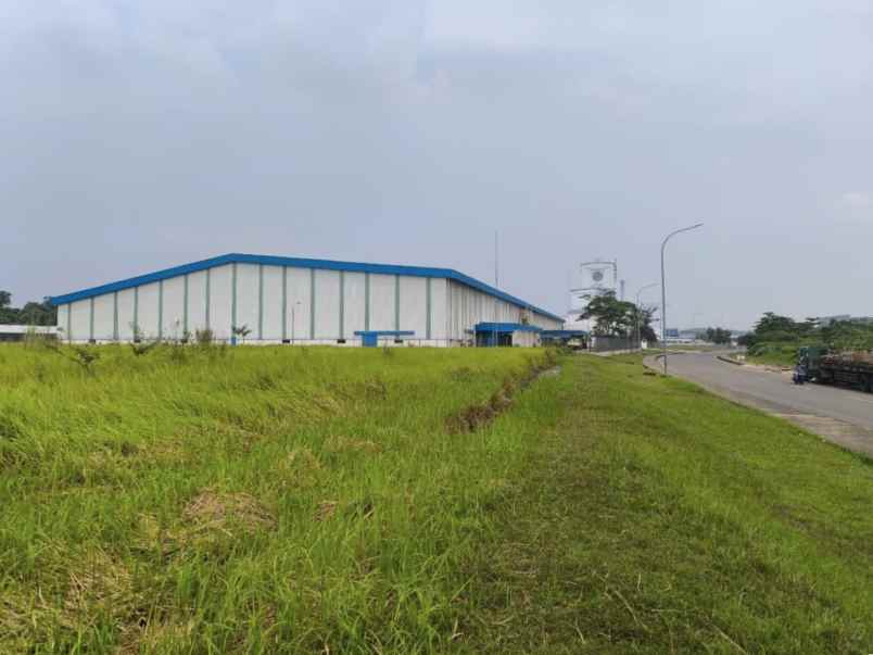 dijual tanah kawasan industri mm2100