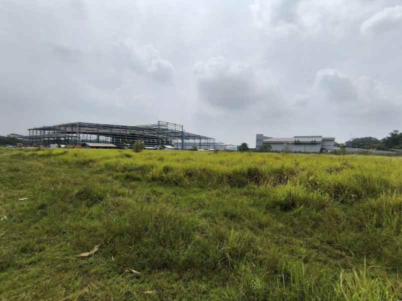 dijual tanah kawasan industri mm2100