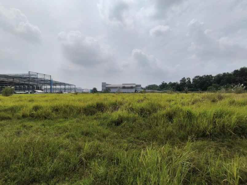 dijual tanah kawasan industri mm2100
