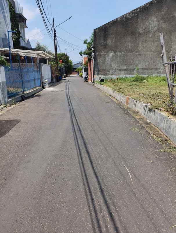 dijual tanah komplek megabrata ciwastra