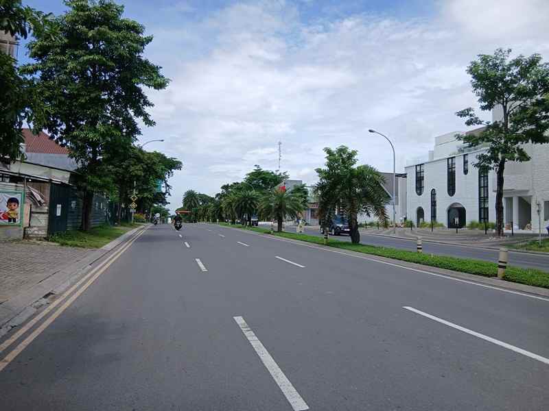 dijual tanah niaga gapura road