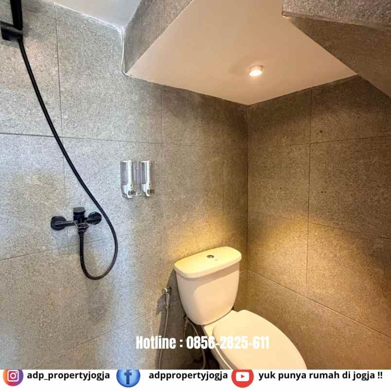 dijual villa jakal km 17 pakem sleman