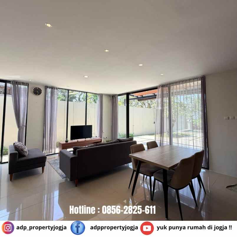 dijual villa jakal km 17 pakem sleman