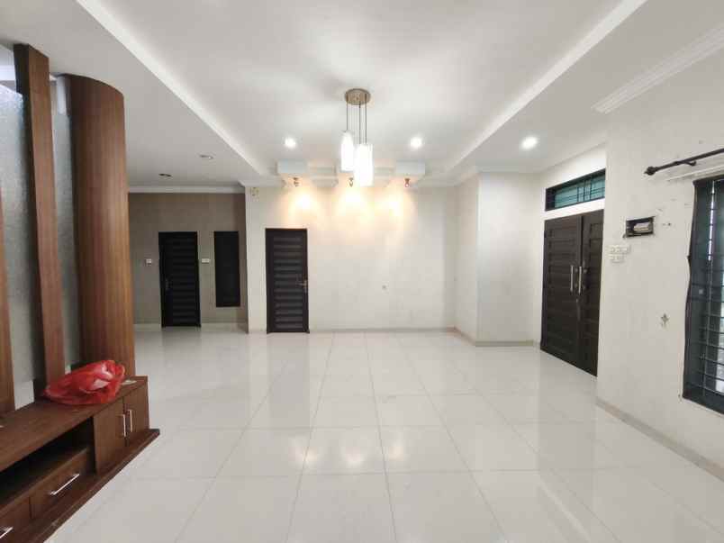 dijual villa komplek cemara asri luas 12 x 15
