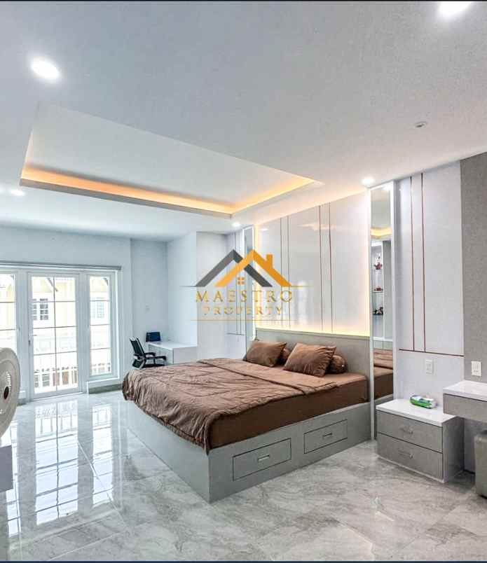 dijual villa komplek medan resort city