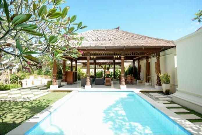 dijual villa nyaman terawat strategis di jimbaran bali