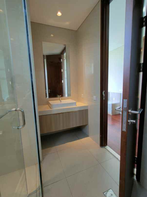 disewakan apartemen rosebay golf view baru gress