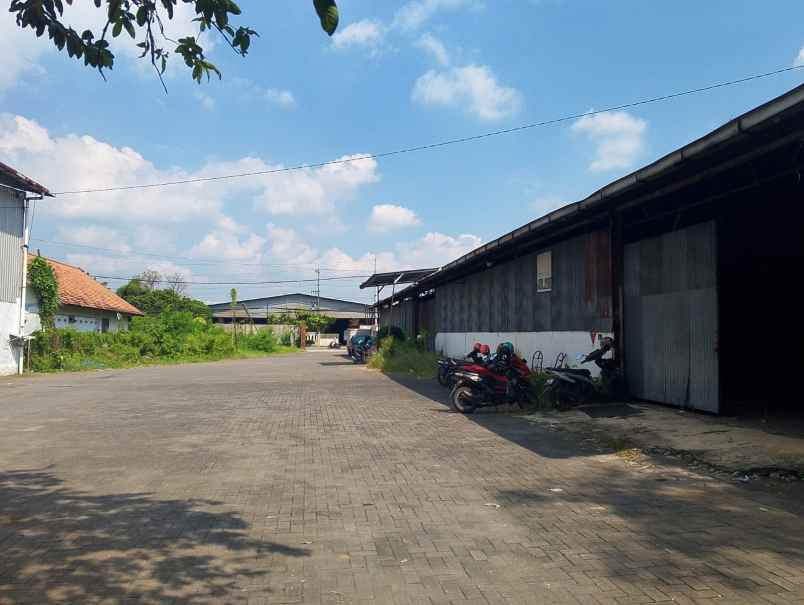 disewakan gudang di kudus