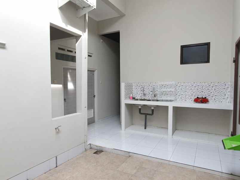 disewakan kost jl pasir mas selatan b 57