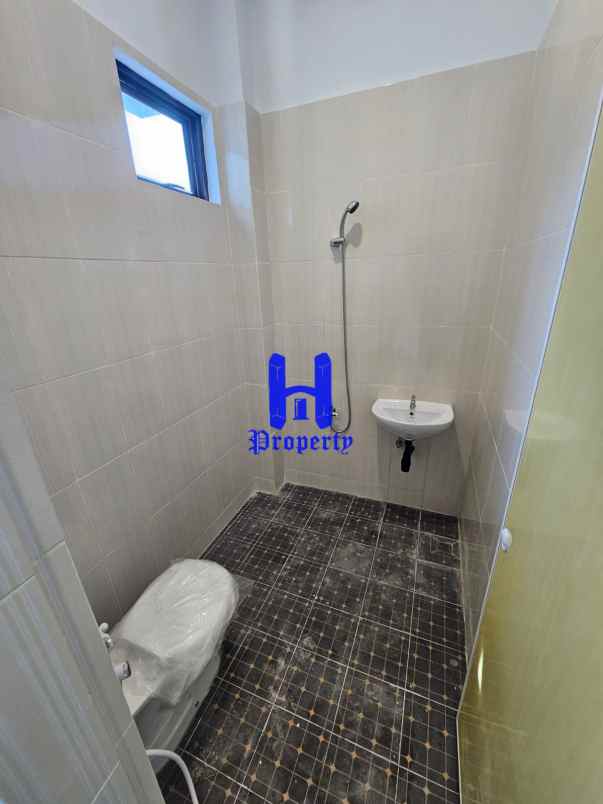 disewakan ruko gandeng hook komplek cbd polonia medan