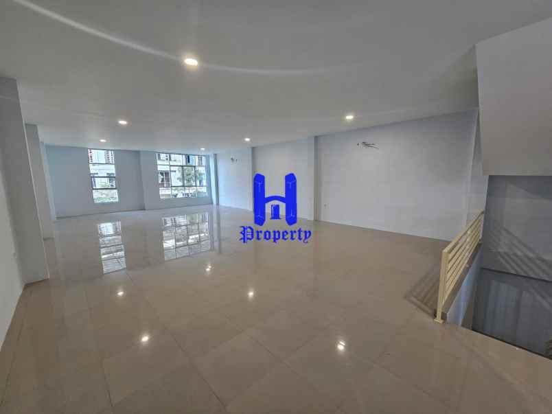 disewakan ruko gandeng hook komplek cbd polonia medan