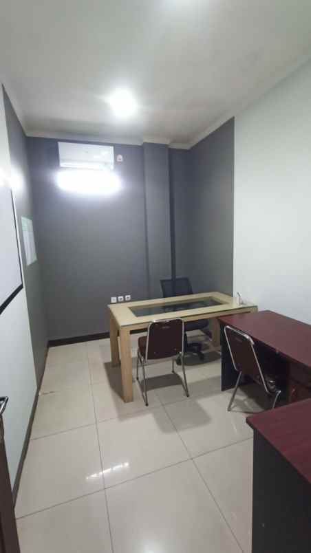 disewakan ruko gudang kantor graha trijasa office jl
