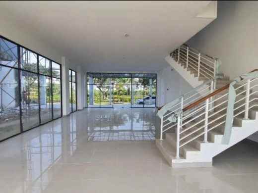 disewakan ruko gudang kantor jakarta garden city