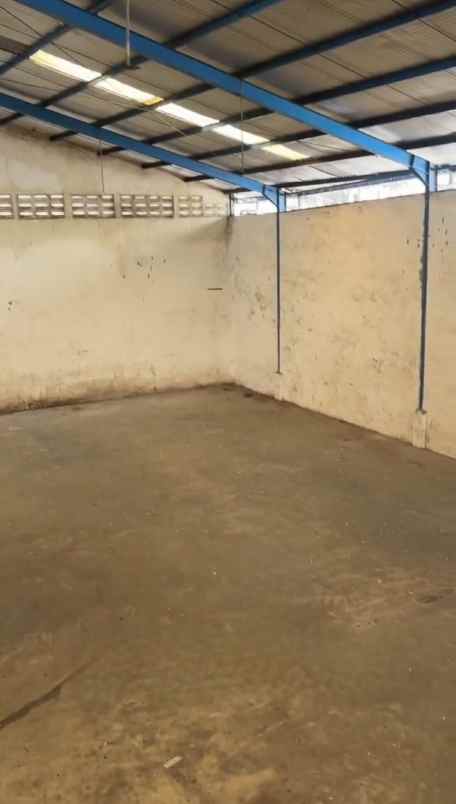 disewakan ruko gudang kantor jalan raya wiyung