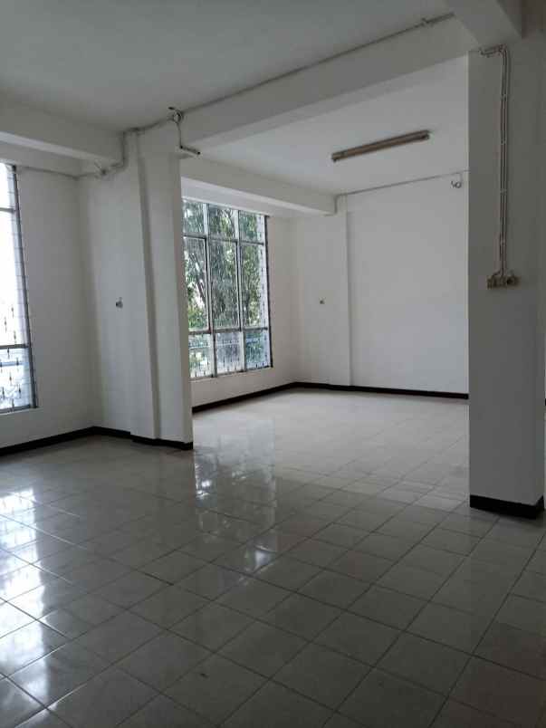 disewakan ruko gudang kantor jemursari