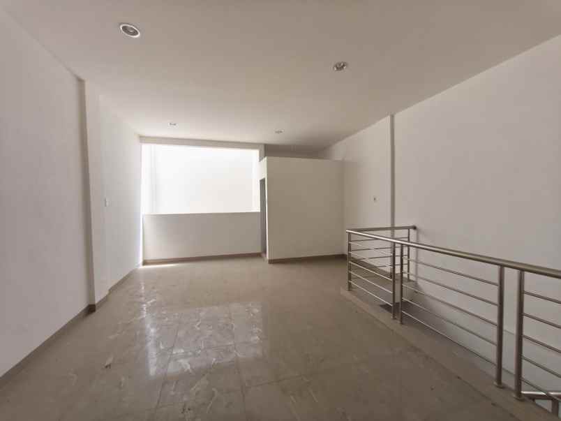 disewakan ruko gudang kantor komplek cemara asri jalan