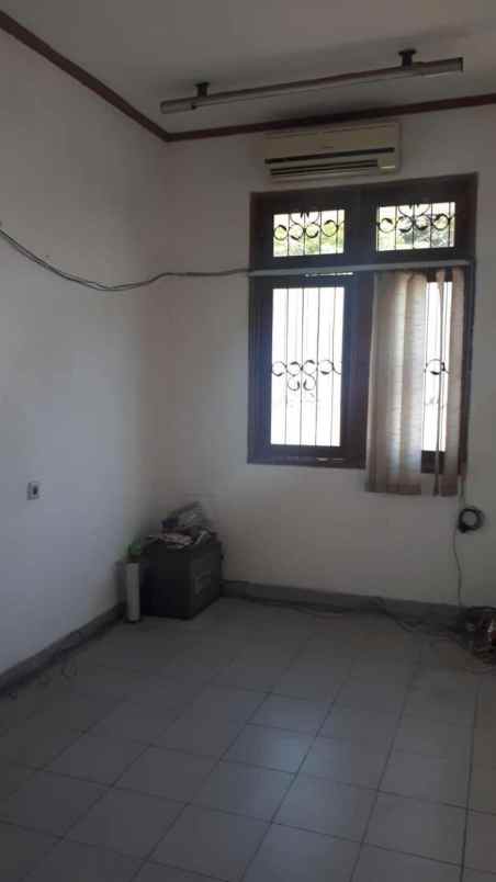 disewakan ruko gudang kantor raya jemursari