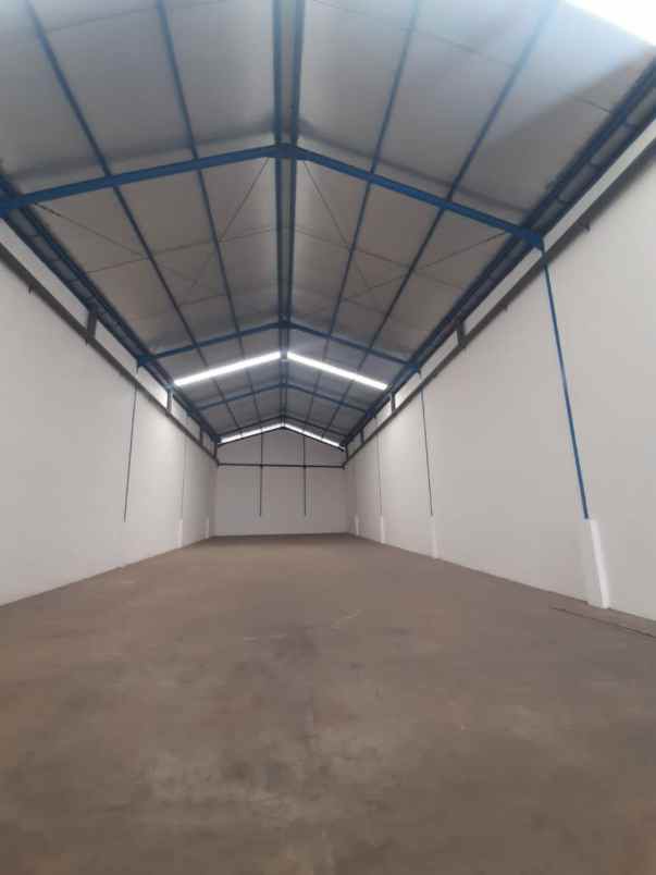 disewakan ruko gudang kantor sentral margomulyo permai