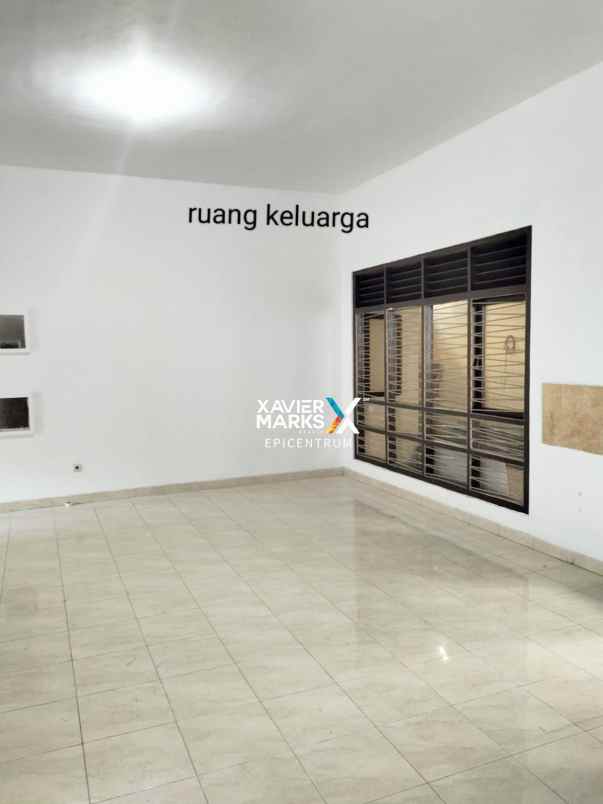 disewakan rumah dan gudang ngagel jaya selatan