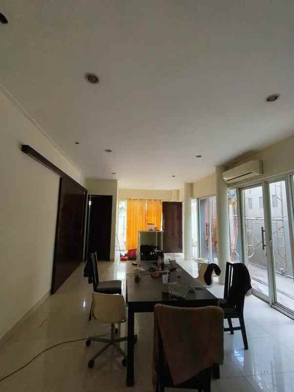 disewakan rumah di bintaro siap huni