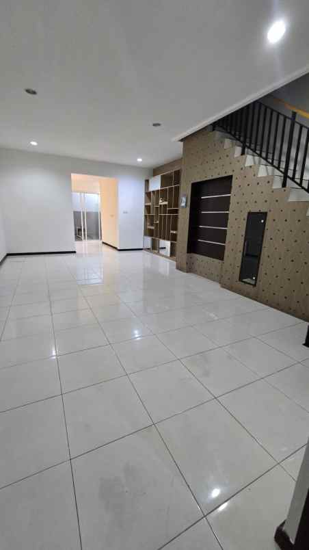 disewakan rumah gading griya