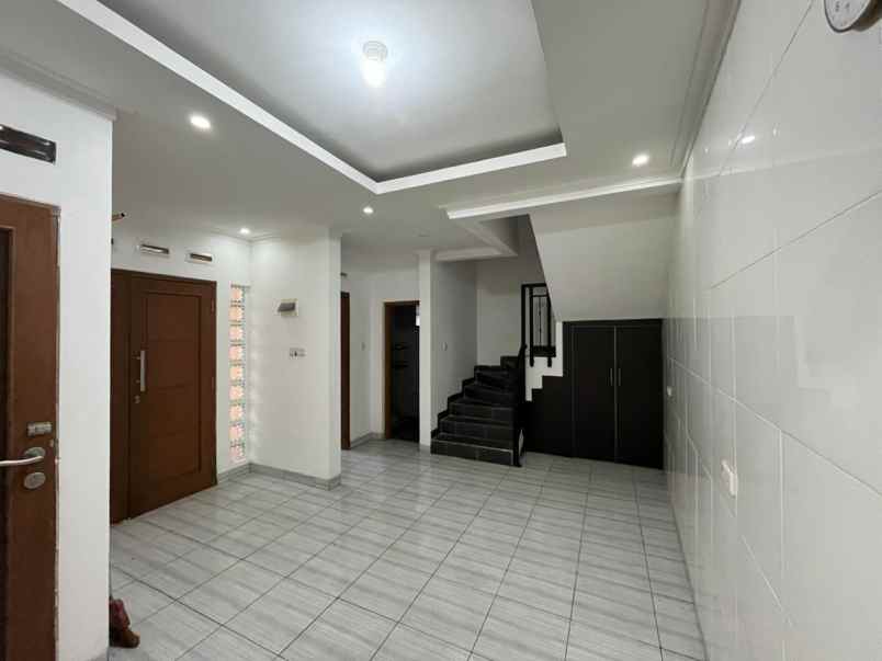 disewakan rumah gegerkalong