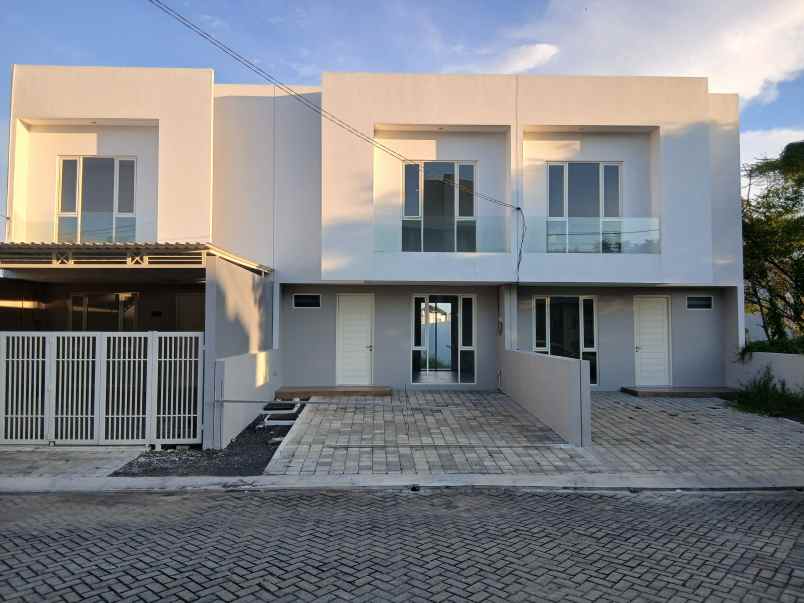 disewakan rumah graha green garden jalan