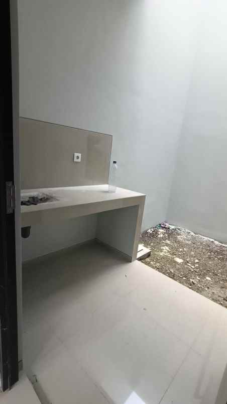 disewakan rumah grand eastern
